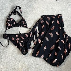 Vix bikini and wrap skirt